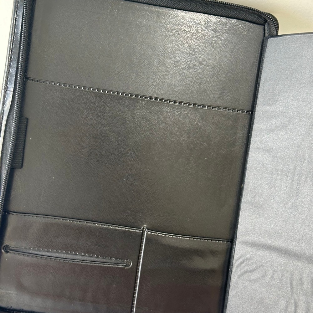 UC Davis Ophthalmology‎ Vision Science Portfolio Zippered Notebook Pen Included - Picture 6 of 8